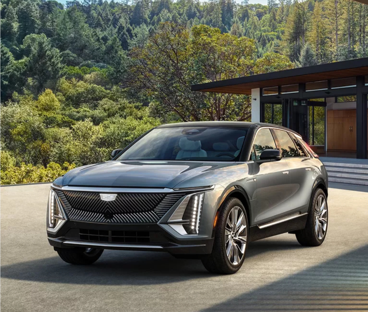 Cadillac Lyriq SUV Limo NJ